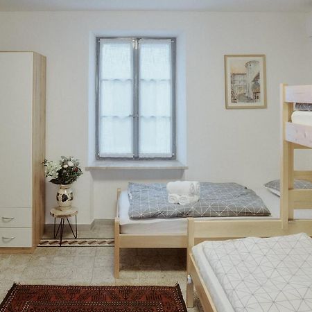 Apartments Pr' Stormanu Kanal المظهر الخارجي الصورة