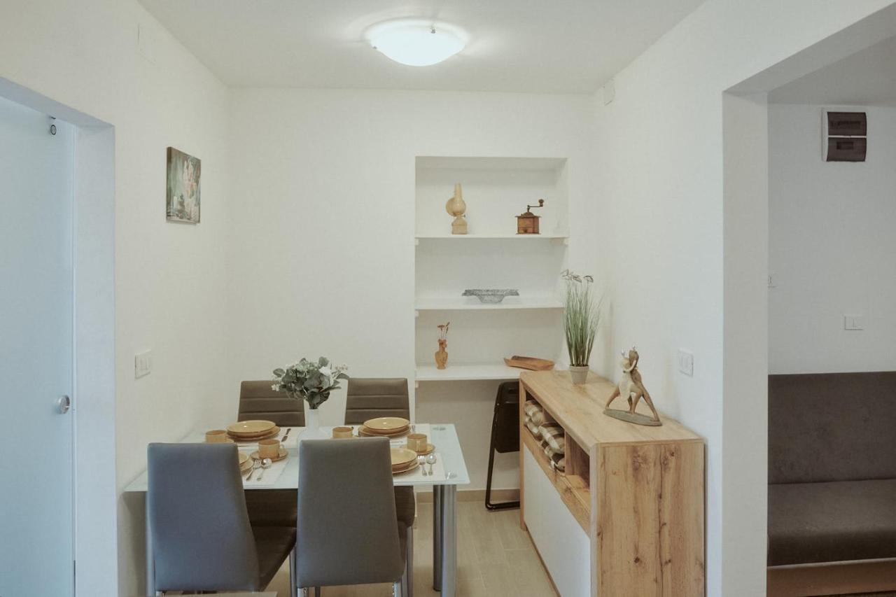 Apartments Pr' Stormanu Kanal المظهر الخارجي الصورة