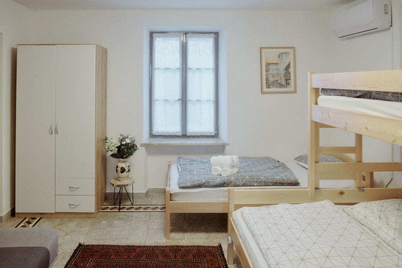 Apartments Pr' Stormanu Kanal المظهر الخارجي الصورة