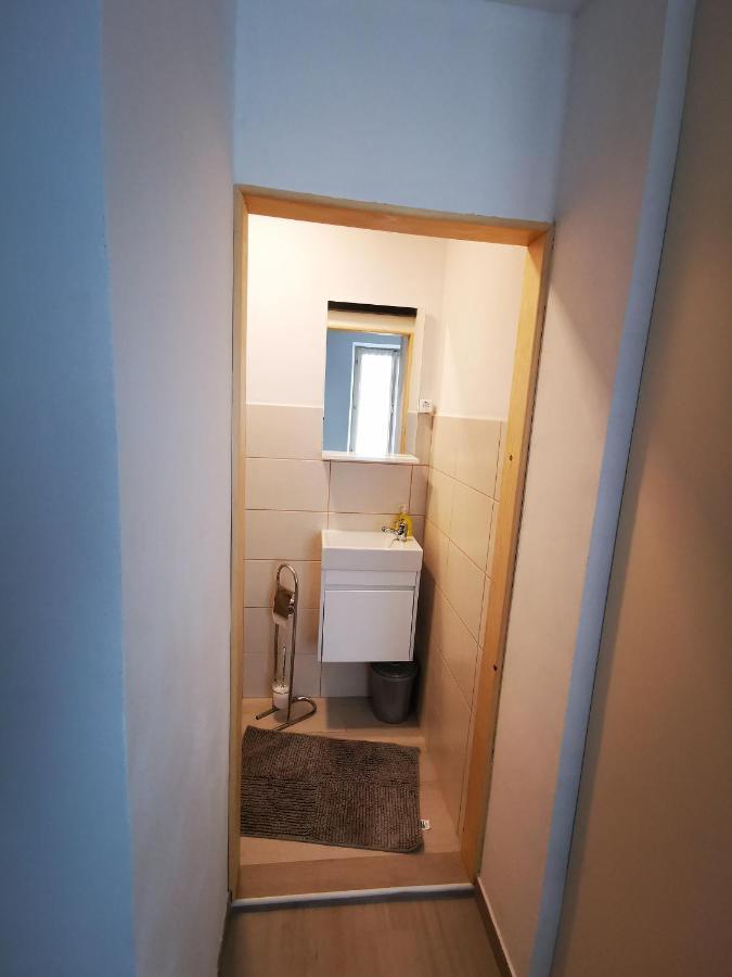 Apartments Pr' Stormanu Kanal المظهر الخارجي الصورة