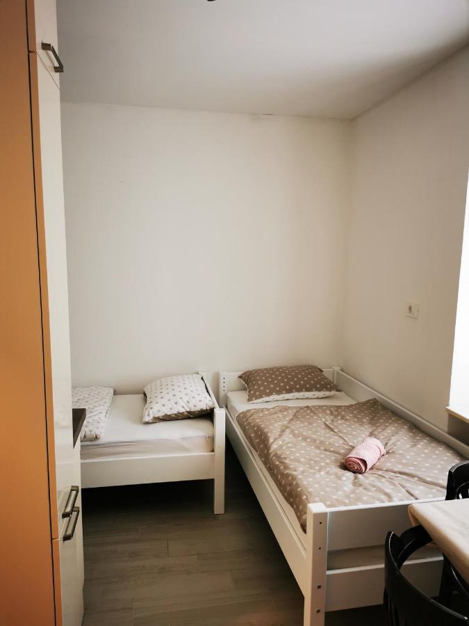 Apartments Pr' Stormanu Kanal المظهر الخارجي الصورة